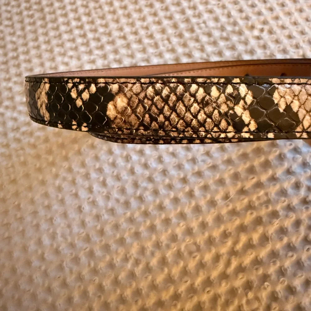 Brahmin Gray Classic Snake-Print Belt - Picture 2 of 3